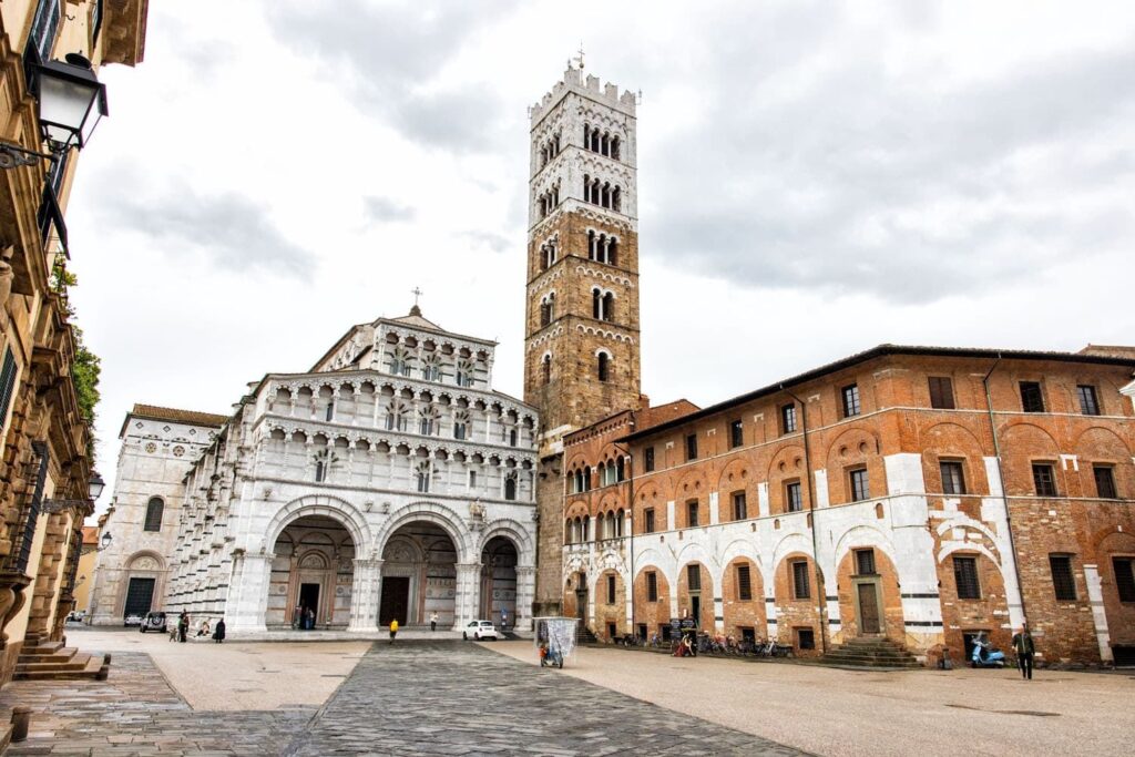 Lucca cathedral italy