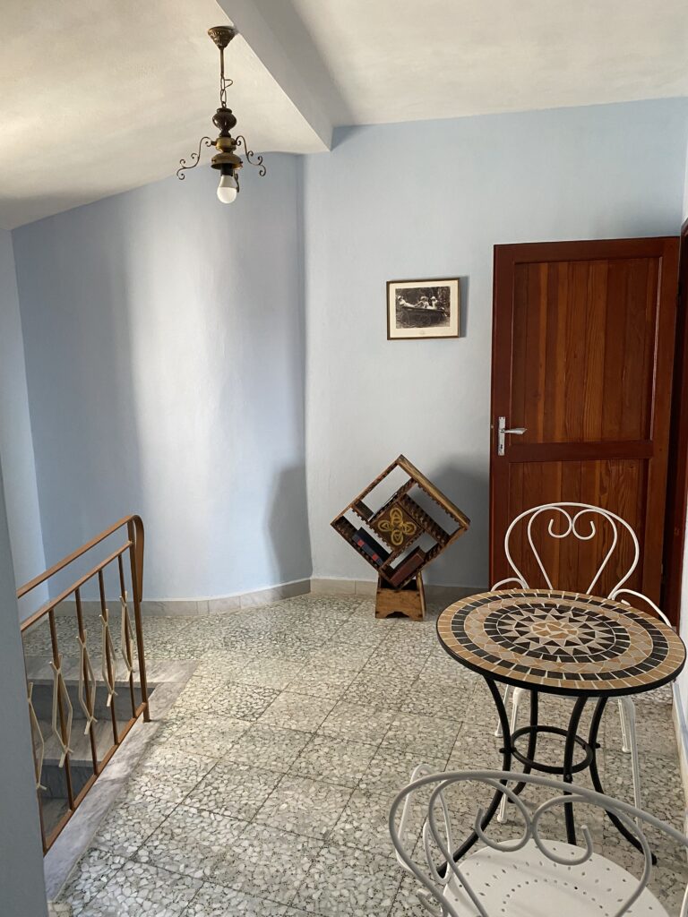 top floor landing with furniture